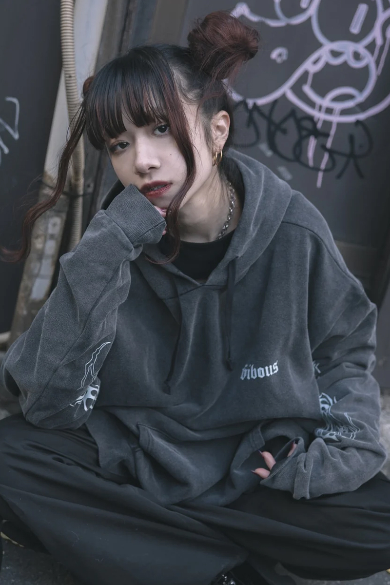 Gibous powder cross snake parker パーカー GIBOUS】 POWDER CROSS SNAKE PARKER - メルカリ